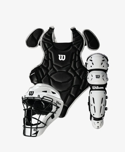Wilson EZ Gear 2.0 Youth Catcher's Gear Kit