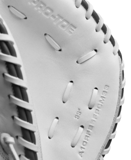 Wilson 2025 A1000FP CM33 White/Grey 33.00" Fastpitch Catcher's Mitt WBW10260033