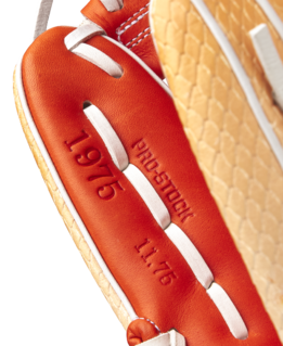 Wilson 2025 June GOTM A2000 1975 Creamsicle 11.75" Baseball Glove: WBW103481