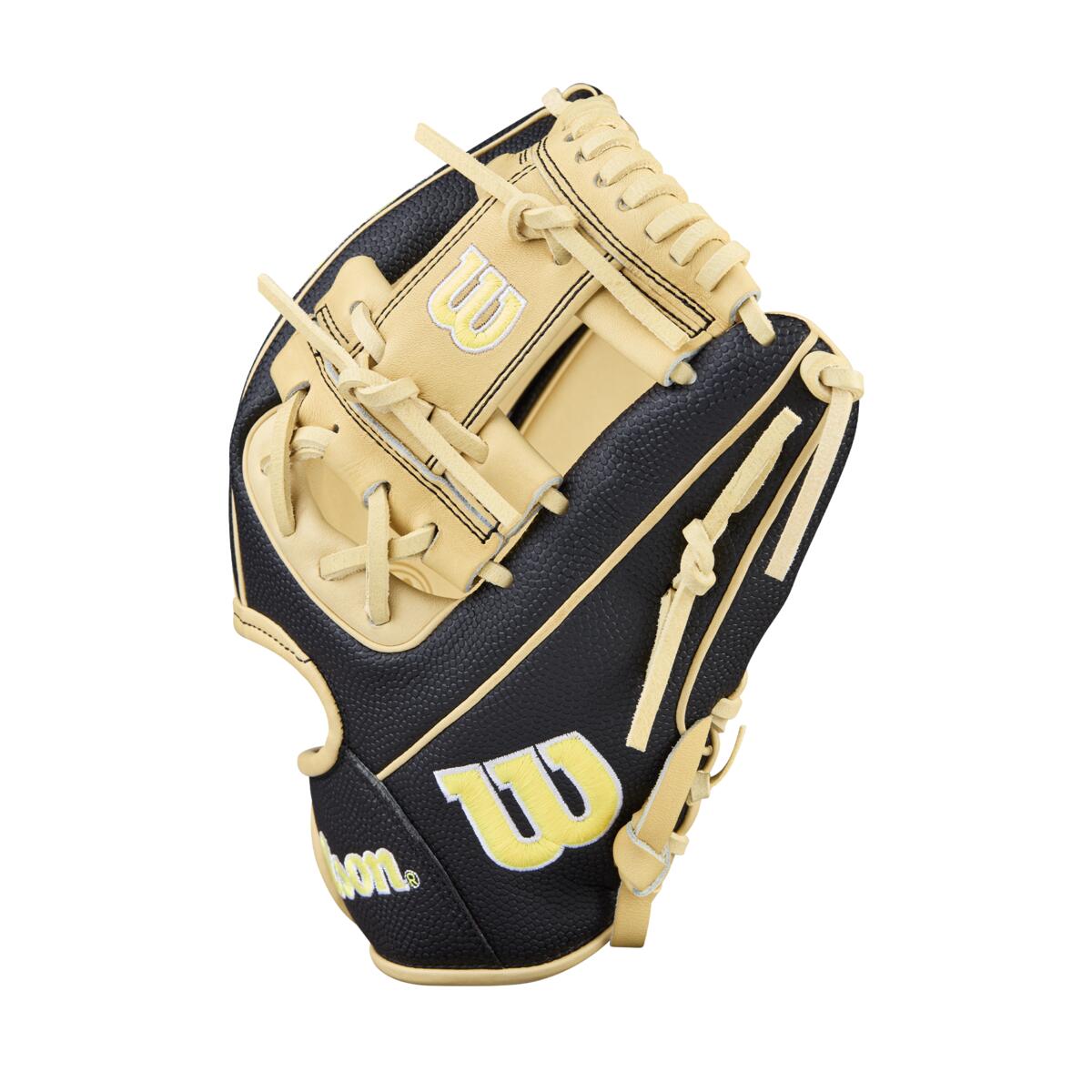 Wilson 2026 A2000 Classic DP15SS 11.50" Baseball Glove WBW104110115