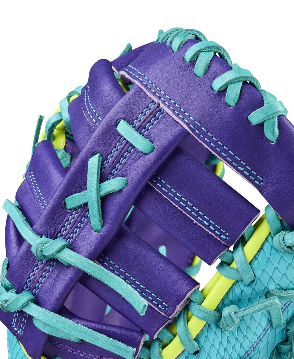 Wilson 2026 A2000 1612SS 12.00" First Base Mitt WBW10414012
