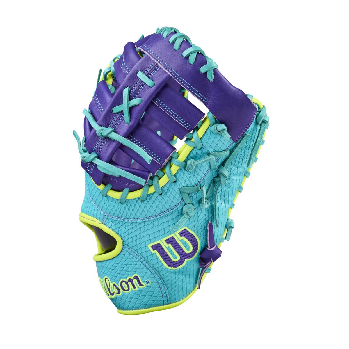Wilson 2026 A2000 1612SS 12.00" First Base Mitt WBW10414012