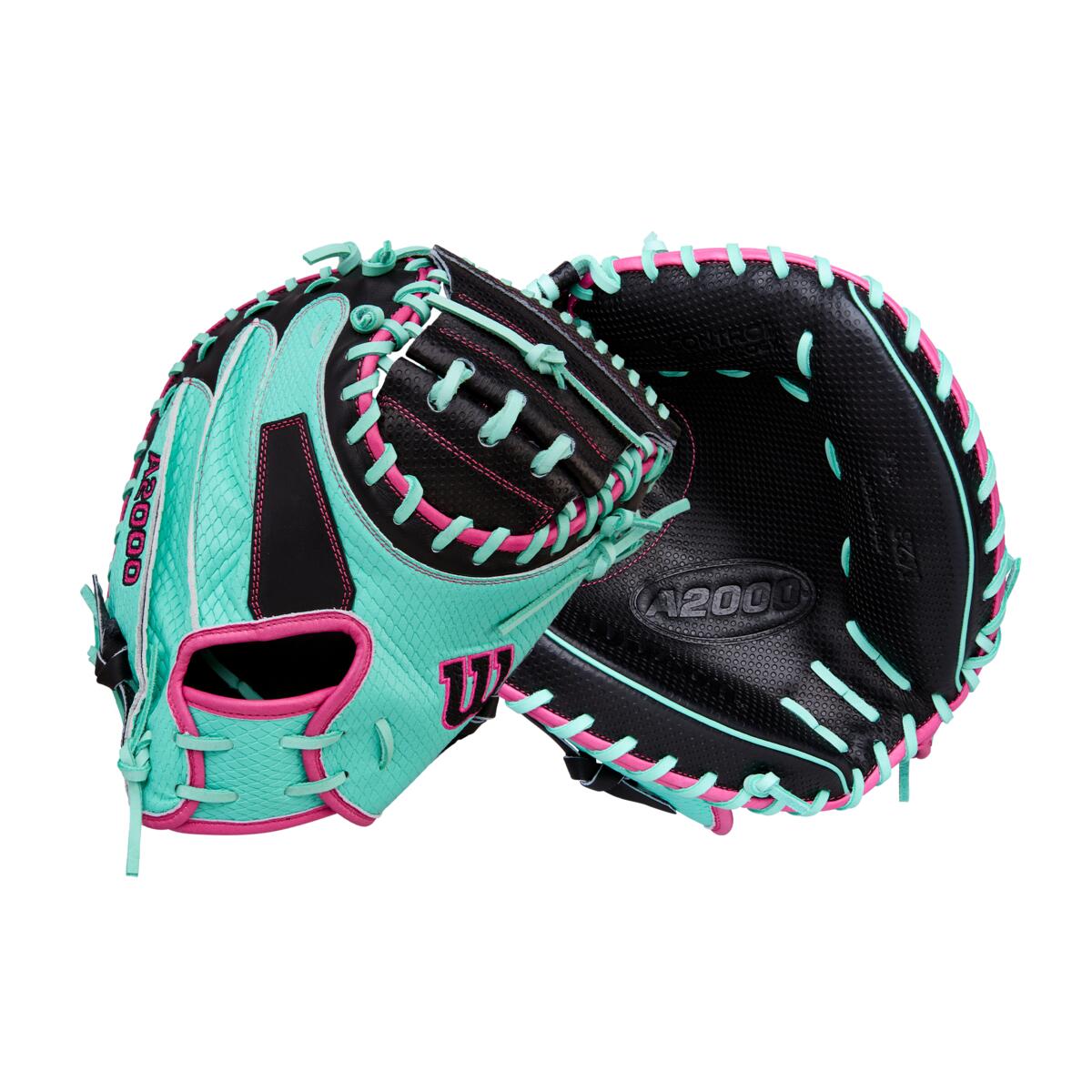 Wilson 2026 A2000 M23SS 33.50" Catcher's Mitt WBW104142335