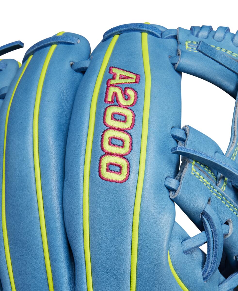 Wilson 2024 Fall A2000 1786 Sky Blue 11.5" Baseball Glove WBW102267115