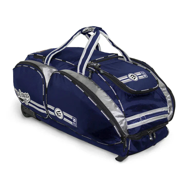 No Errors No E2 Wheeled Catcher's Bag
